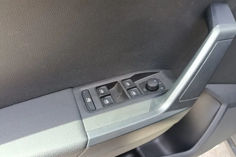 Seat Arona din 2024 cu 68.651 km - oferta SEA211843 - foto 18
