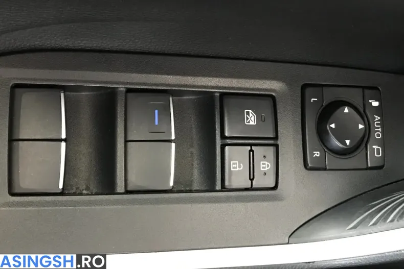 Toyota RAV4 din 2020 cu 108.608 km - oferta TOY211846 - foto 24