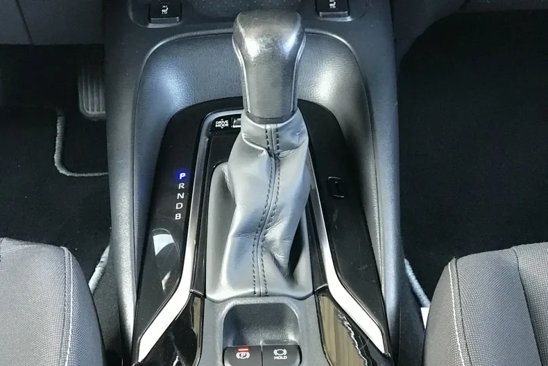 Toyota Corolla din 2021 cu 142.490 km - oferta TOY211848 - foto 33