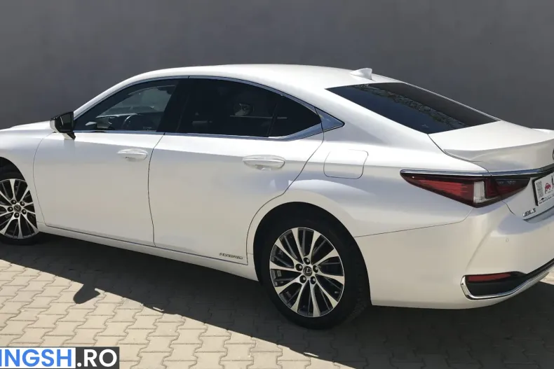 Lexus Seria ES din 2020 cu 107.828 km - oferta LEX211849 - foto 4