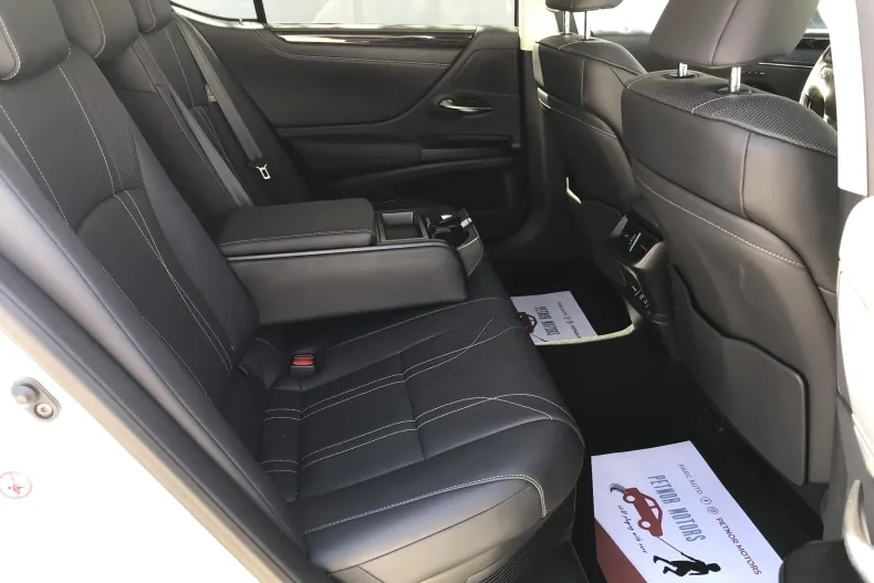 Lexus Seria ES din 2020 cu 107.828 km - oferta LEX211849 - foto 15