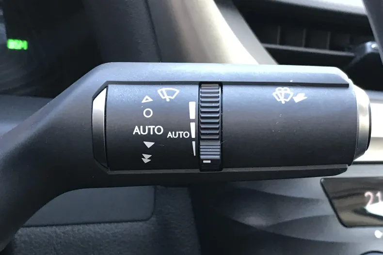 Lexus Seria ES din 2020 cu 107.828 km - oferta LEX211849 - foto 22