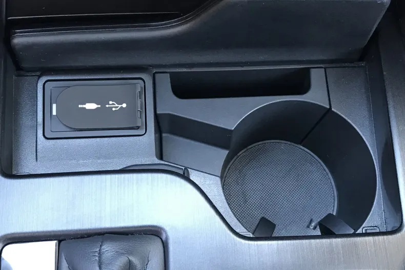Lexus Seria ES din 2020 cu 107.828 km - oferta LEX211849 - foto 32