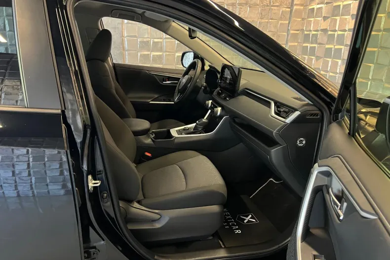 Toyota RAV4 din 2024 cu 22.288 km - oferta TOY211852 - foto 14