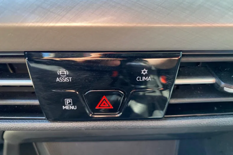 Volkswagen Golf din 2021 cu 137.000 km - oferta VOL211865 - foto 23
