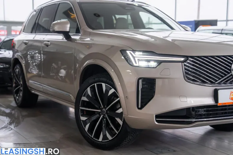 Volvo XC90 din 2025 cu 36.100 km - oferta VOL211867 - foto 6