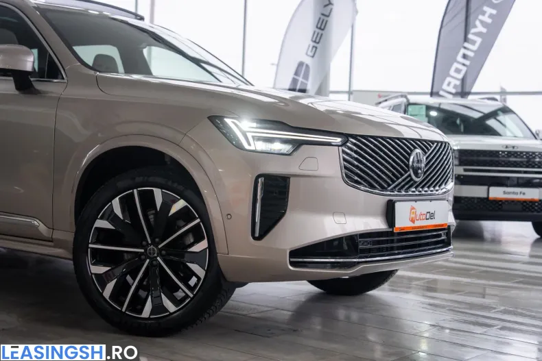 Volvo XC90 din 2025 cu 36.100 km - oferta VOL211867 - foto 8