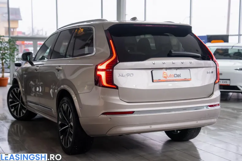 Volvo XC90 din 2025 cu 36.100 km - oferta VOL211867 - foto 14