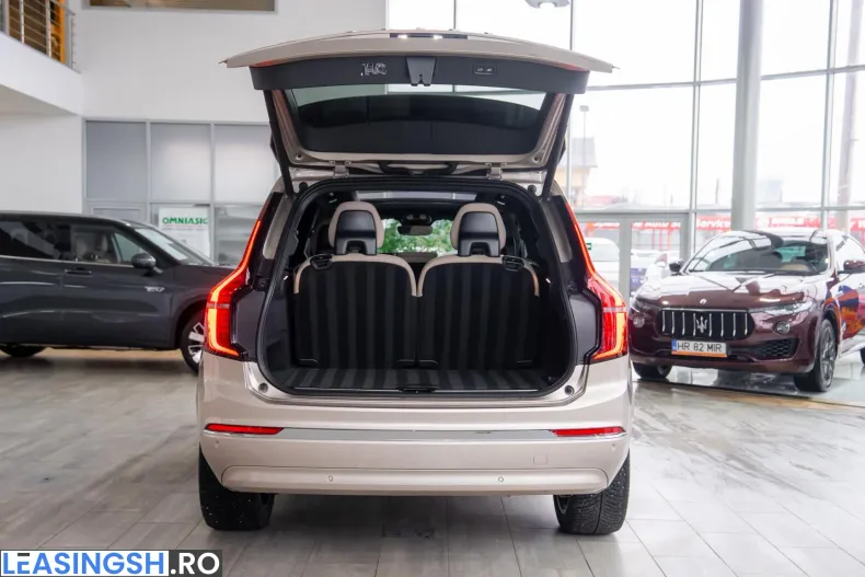 Volvo XC90 din 2025 cu 36.100 km - oferta VOL211867 - foto 20