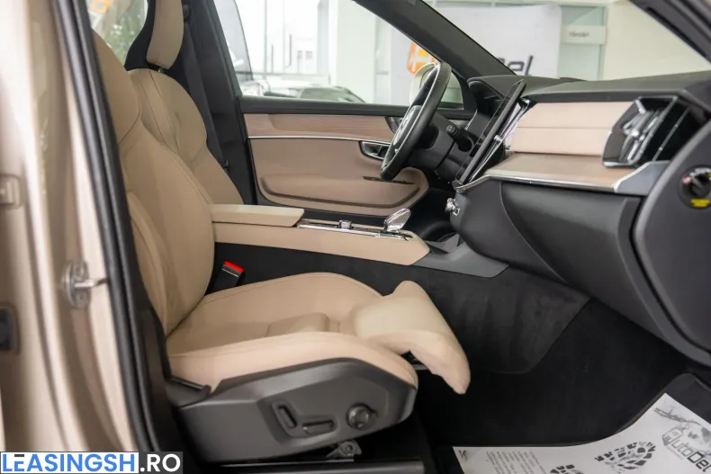 Volvo XC90 din 2025 cu 36.100 km - oferta VOL211867 - foto 23