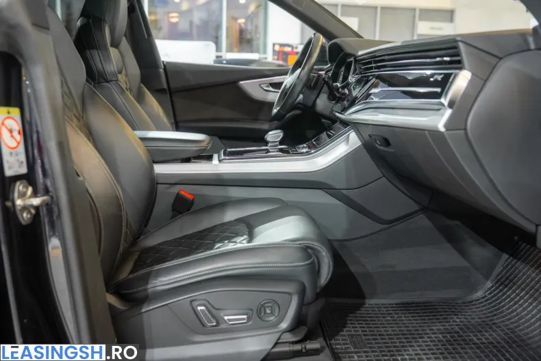 Audi Q8 din 2021 cu 153.940 km - oferta AUD211868 - foto 13