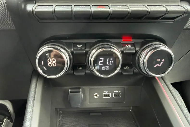 Renault Clio din 2024 cu 32.496 km - oferta REN211873 - foto 16