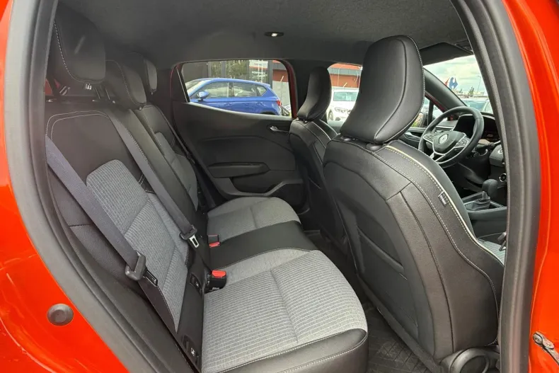 Renault Clio din 2024 cu 32.496 km - oferta REN211873 - foto 27