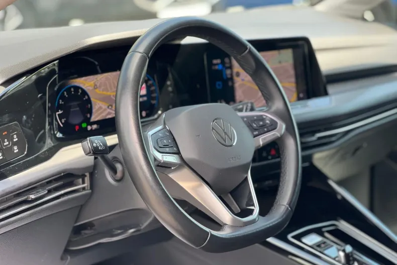 Volkswagen Golf din 2023 cu 78.653 km - oferta VOL211874 - foto 9
