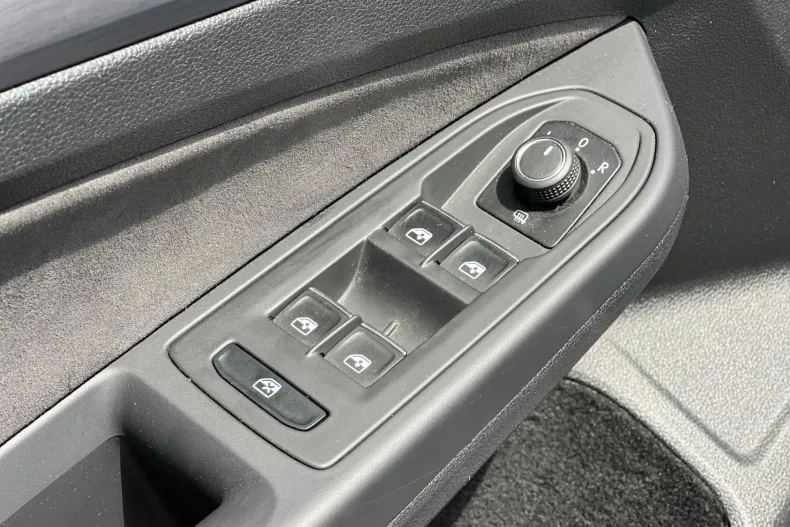 Volkswagen Golf din 2023 cu 78.653 km - oferta VOL211874 - foto 10