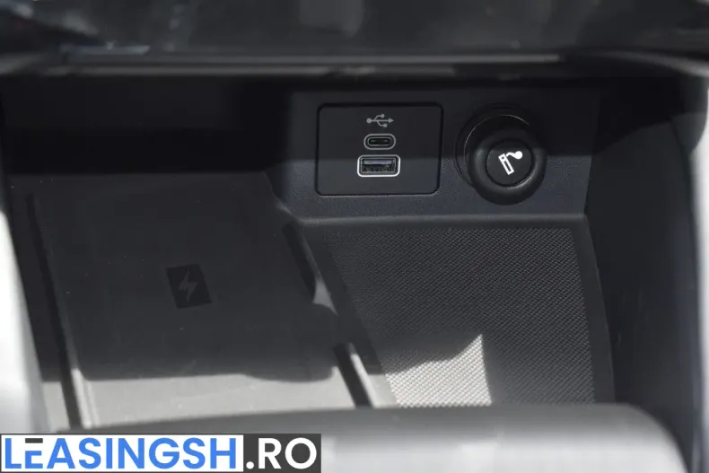 Ford Kuga din 2025 cu 1 km - oferta FOR211879 - foto 18