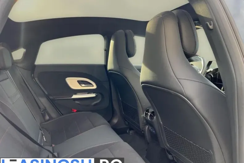Mercedes-Benz CLA 250+ din 2025 cu 6.000 km - oferta MER211881 - foto 14