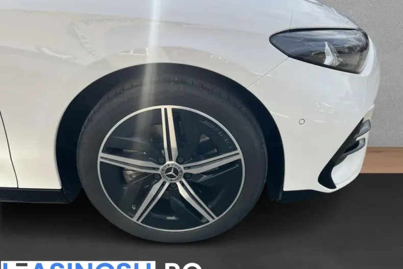 Mercedes-Benz CLA 250+ din 2025 cu 6.000 km - oferta MER211881 - foto 15