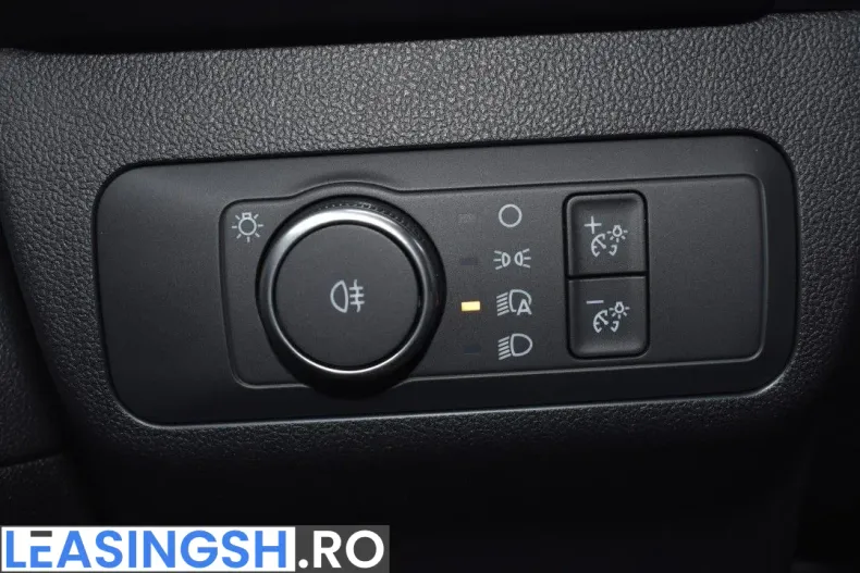Ford Kuga din 2025 cu 1 km - oferta FOR211882 - foto 22