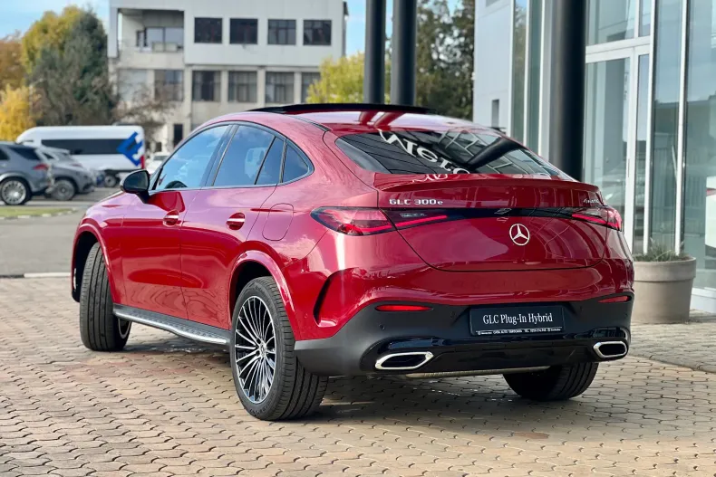 Mercedes-Benz GLC Coupe din 2025 cu 4 km - oferta MER211890 - foto 3