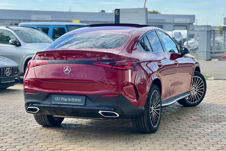 Mercedes-Benz GLC Coupe din 2025 cu 4 km - oferta MER211890 - foto 5