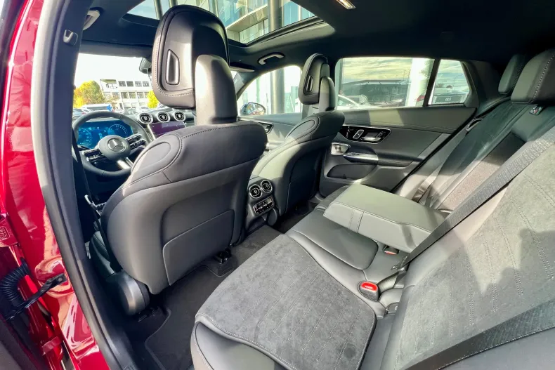 Mercedes-Benz GLC Coupe din 2025 cu 4 km - oferta MER211890 - foto 15