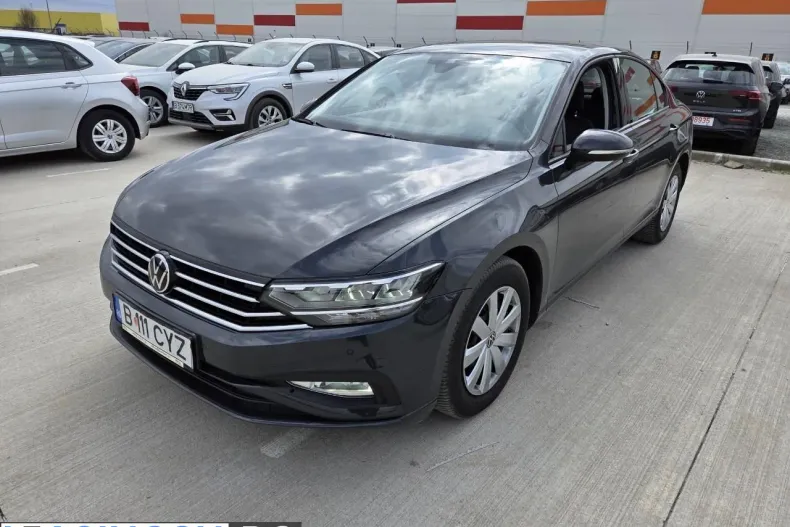 Volkswagen Passat din 2021 cu 41.220 km - oferta VOL211899 - foto 1