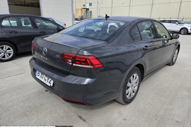 Volkswagen Passat din 2021 cu 41.220 km - oferta VOL211899 - foto 3
