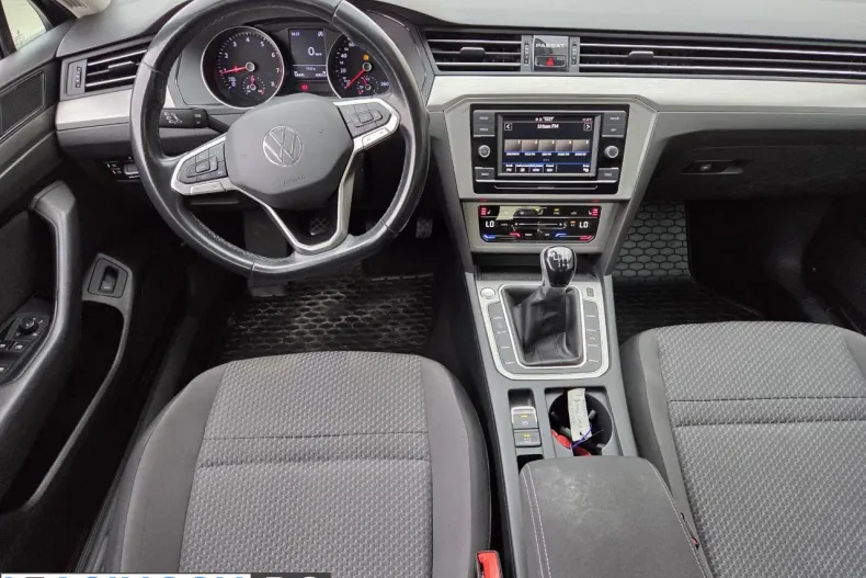 Volkswagen Passat din 2021 cu 94.490 km - oferta VOL211900 - foto 5