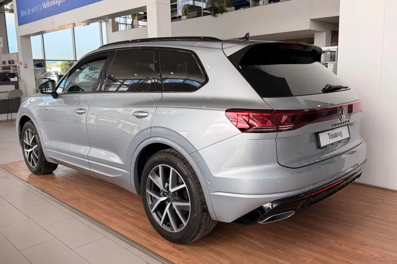 Volkswagen Touareg din 2026 cu 1 km - oferta VOL211916 - foto 3