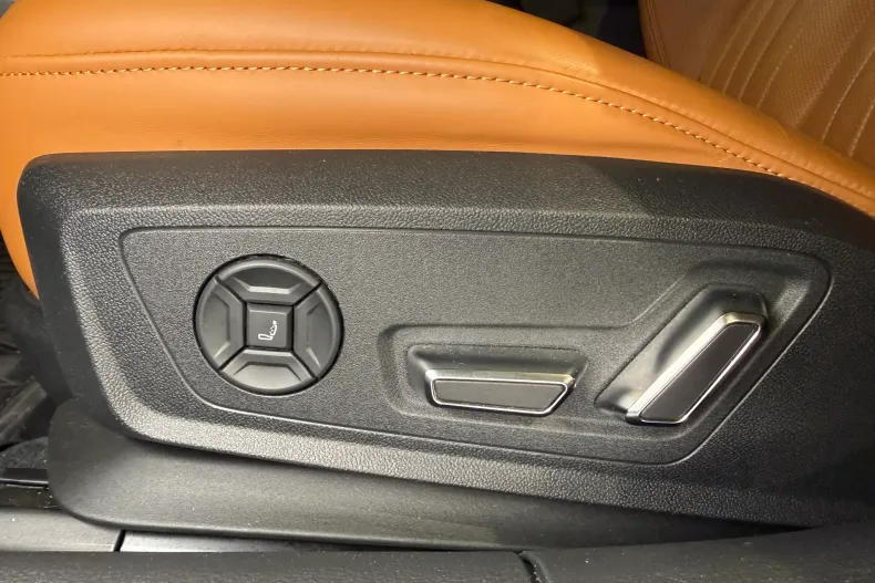 Audi RS6 din 2021 cu 67.000 km - oferta AUD211927 - foto 19