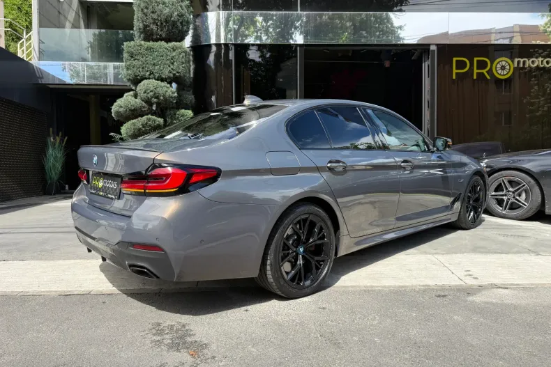 BMW 545e (Seria 5) din 2022 cu 69.162 km - oferta BMW211928 - foto 3