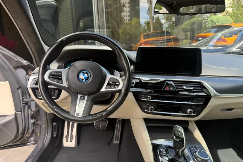 BMW 545e (Seria 5) din 2022 cu 69.162 km - oferta BMW211928 - foto 13