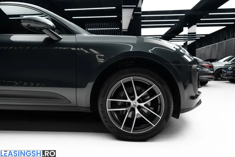 Porsche Macan din 2024 cu 17.905 km - oferta POR211930 - foto 4