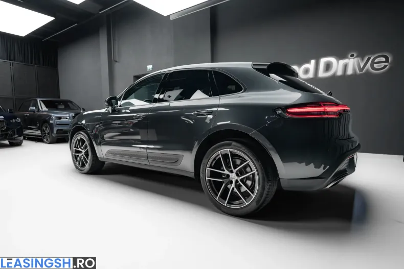 Porsche Macan din 2024 cu 17.905 km - oferta POR211930 - foto 8