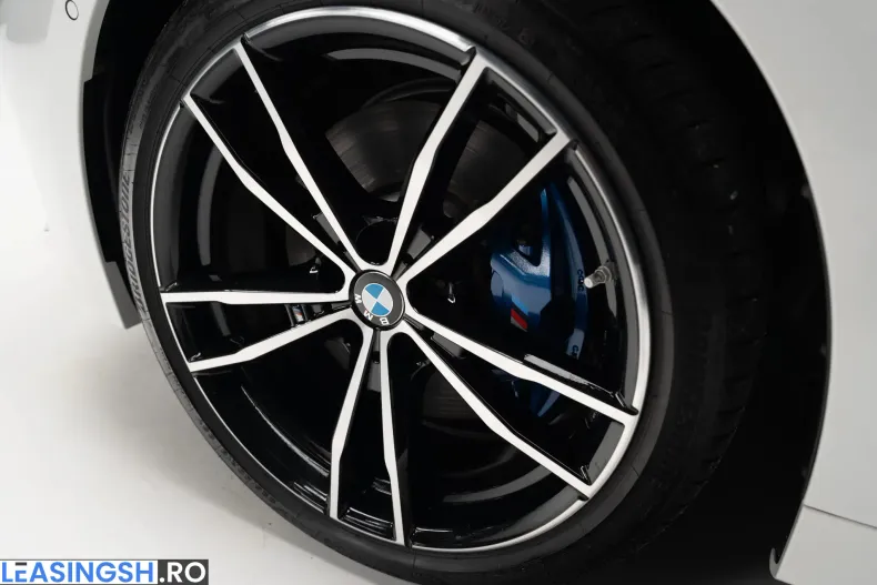 BMW M3 (Seria 3) din 2022 cu 63.300 km - oferta BMW211937 - foto 38