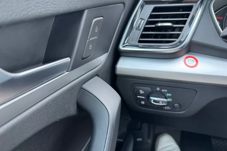 Audi Q5 din 2022 cu 120.000 km - oferta AUD211939 - foto 30