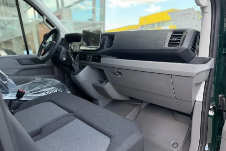 Volkswagen Crafter din 2026 cu 5 km - oferta VOL211942 - foto 12