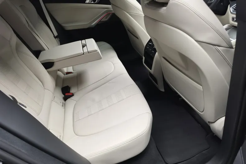 BMW X6 (Seria X) din 2022 cu 136.500 km - oferta BMW211946 - foto 23