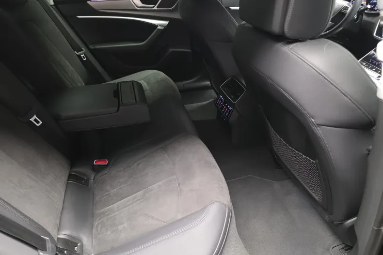 Audi A6 din 2020 cu 97.800 km - oferta AUD211949 - foto 32