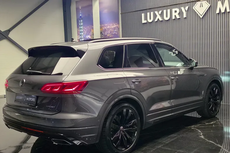 Volkswagen Touareg din 2022 cu 136.000 km - oferta VOL211950 - foto 4