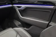 Volkswagen Touareg din 2022 cu 136.000 km - oferta VOL211950 - foto 32