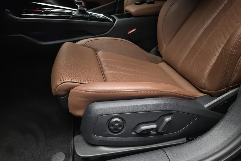 Audi A4 din 2021 cu 90.800 km - oferta AUD211951 - foto 8