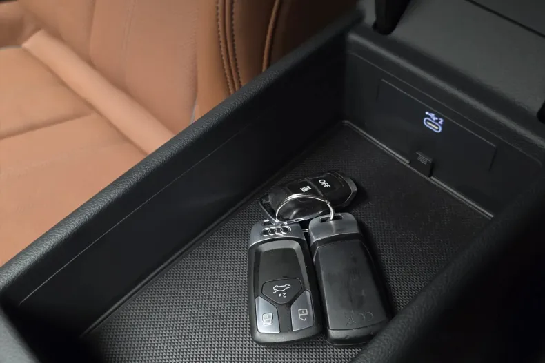Audi A4 din 2021 cu 90.800 km - oferta AUD211951 - foto 18