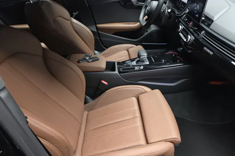 Audi A4 din 2021 cu 90.800 km - oferta AUD211951 - foto 28