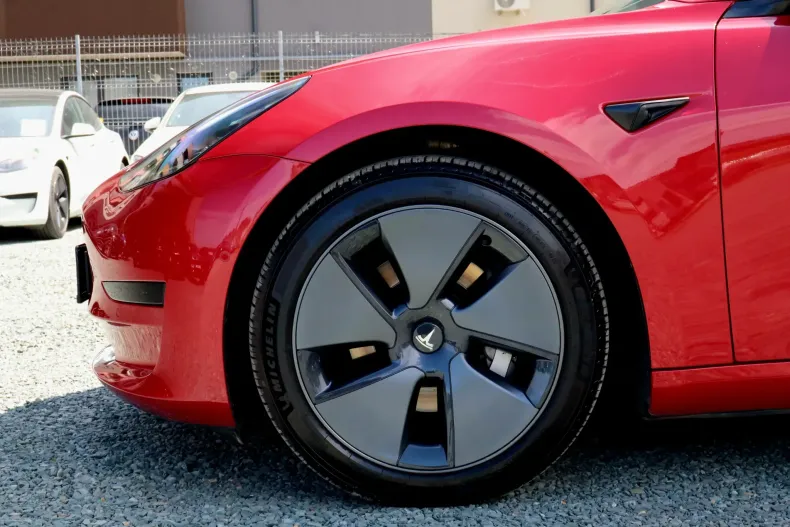 Tesla Model 3 din 2021 cu 96.000 km - oferta TES211960 - foto 9