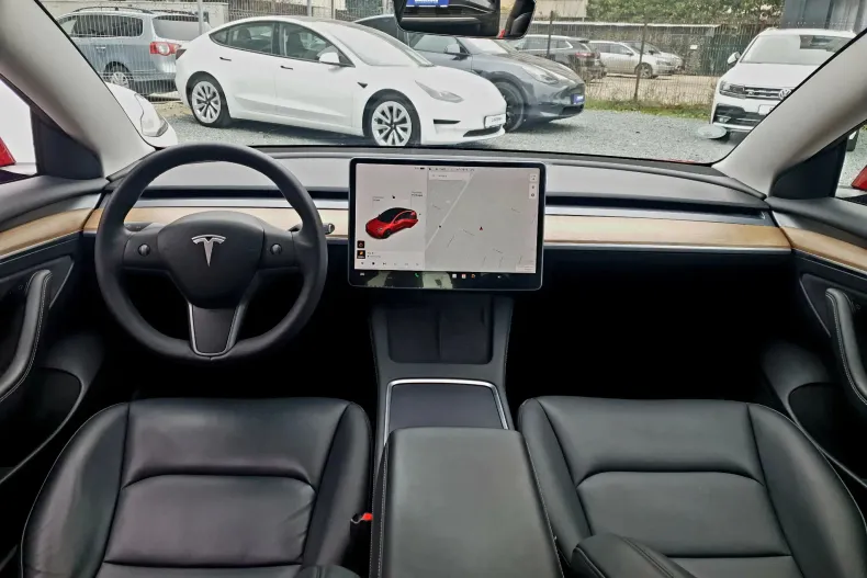 Tesla Model 3 din 2021 cu 96.000 km - oferta TES211960 - foto 12