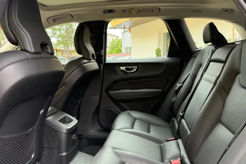 Volvo XC60 din 2021 cu 105.000 km - oferta VOL211961 - foto 6