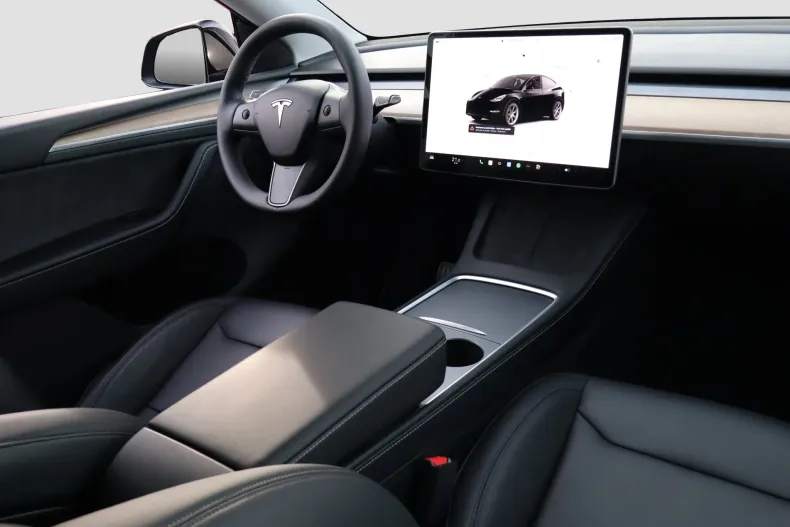 Tesla Model Y din 2024 cu 105.680 km - oferta TES211962 - foto 13