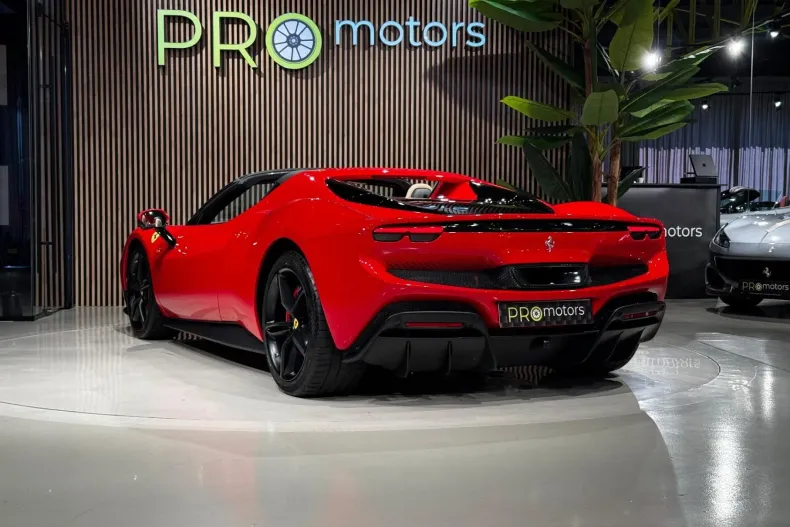 Ferrari 296 GTS din 2023 cu 7.600 km - oferta FER211969 - foto 4